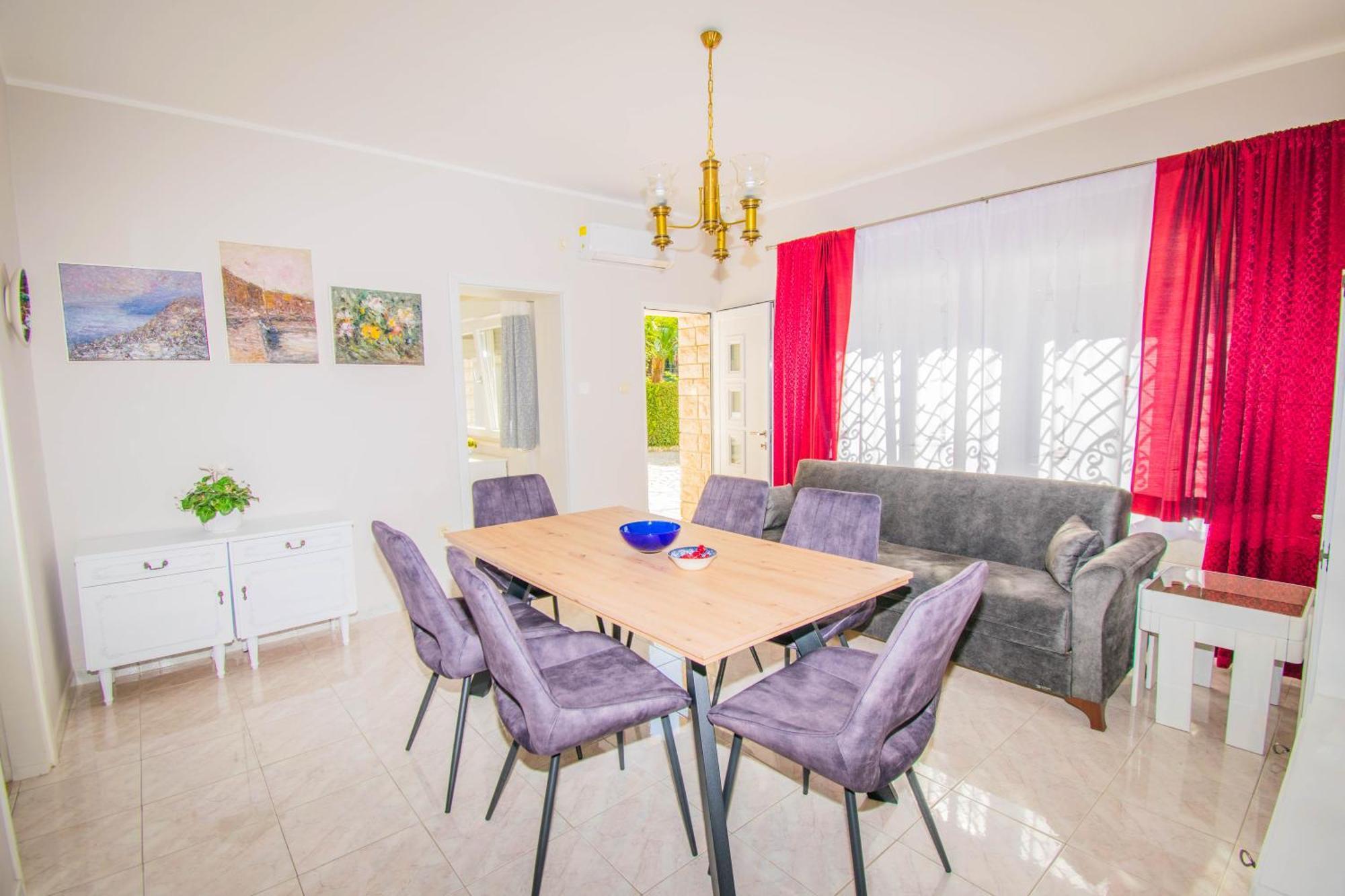 Apartments Anita Near Opatija With Private Parking 마툴지 외부 사진