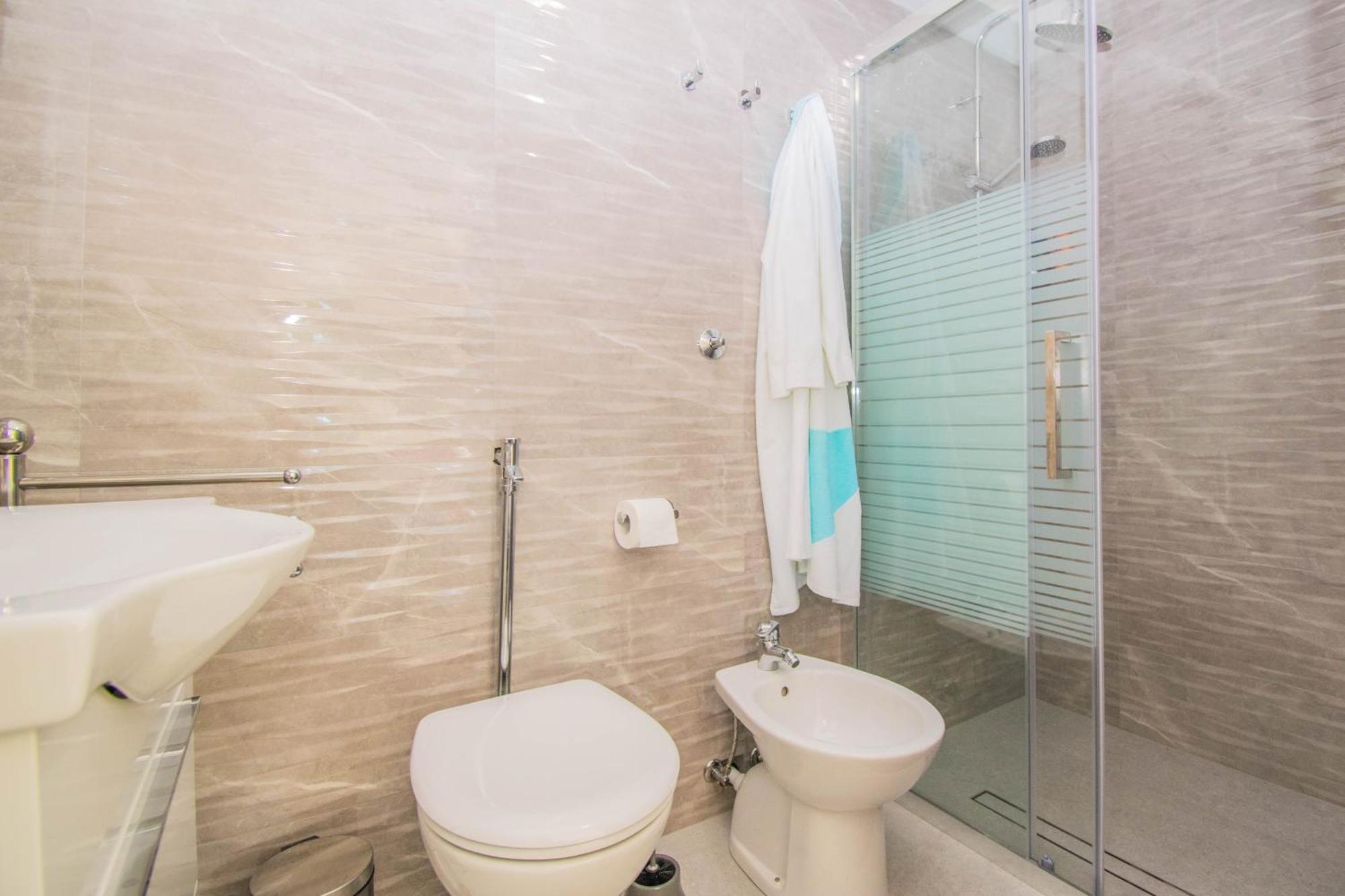 Apartments Anita Near Opatija With Private Parking 마툴지 외부 사진