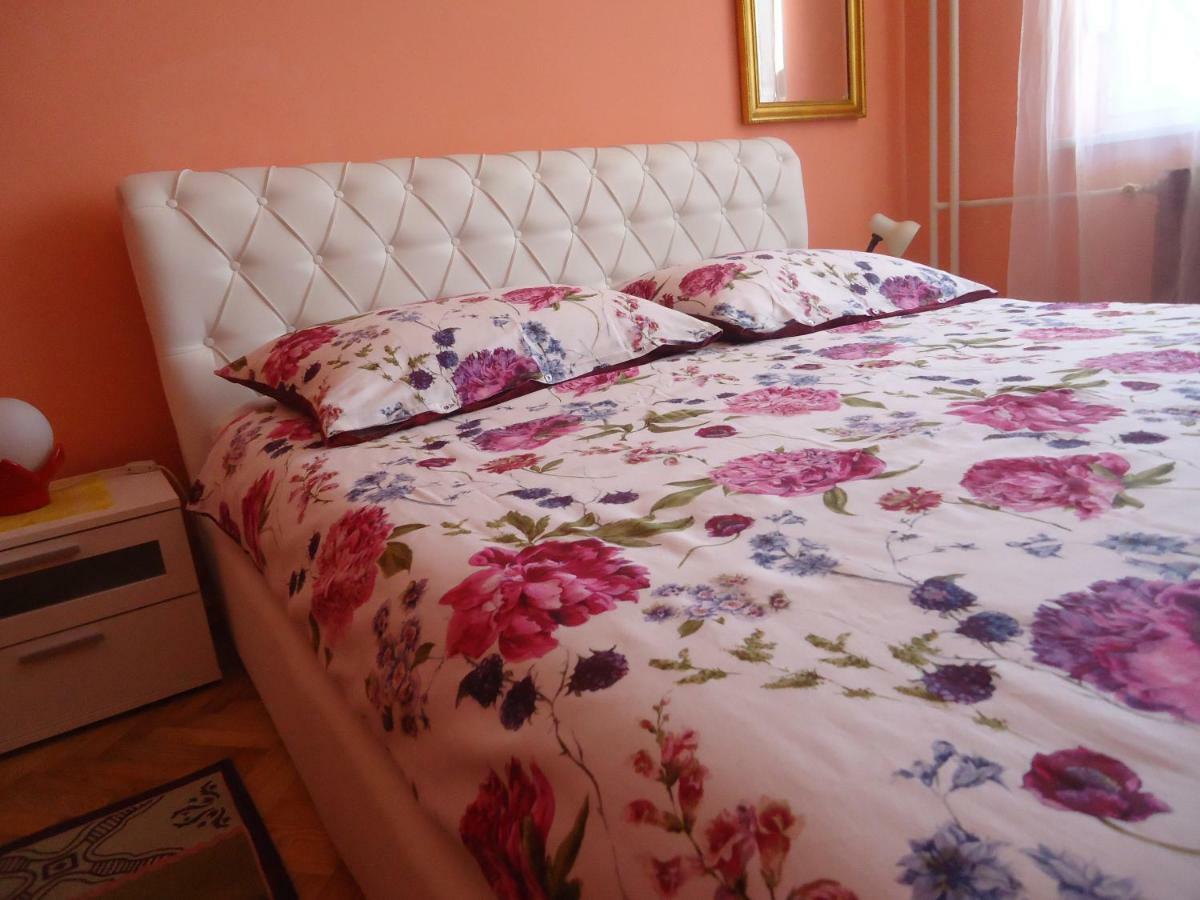 Apartments Anita Near Opatija With Private Parking 마툴지 외부 사진